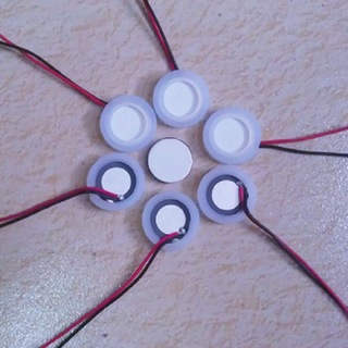 Cerámica piezoeléctrica para la limpieza de dientes y atomizador médico