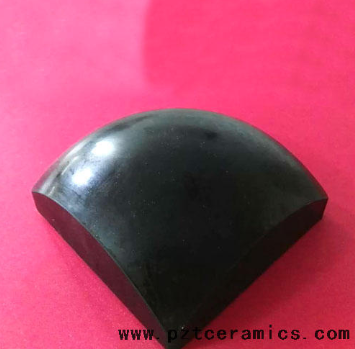 Transductor de material compuesto ultras&oacute;nico