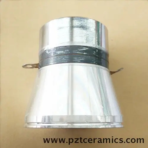 Sensor de limpieza ultras&oacute;nico para limpieza industrial