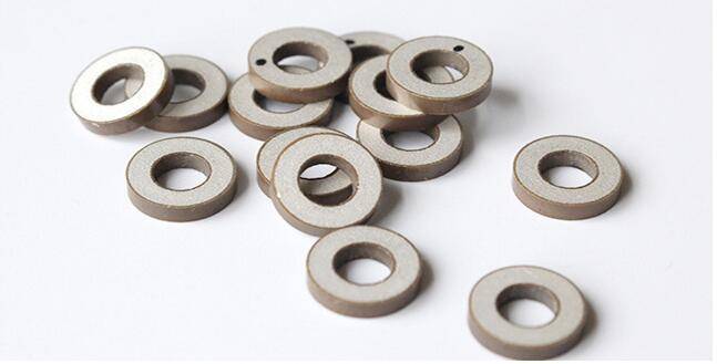 anillo piezoel&eacute;ctrico