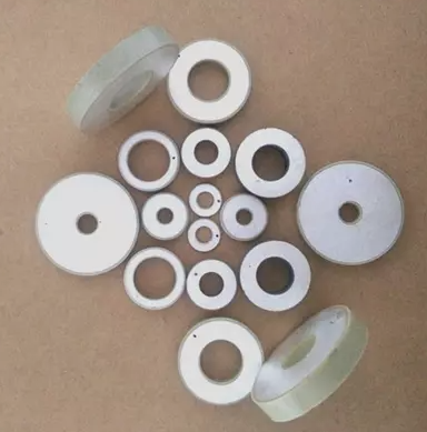 Elemento piezocer&aacute;mico de anillo PZT