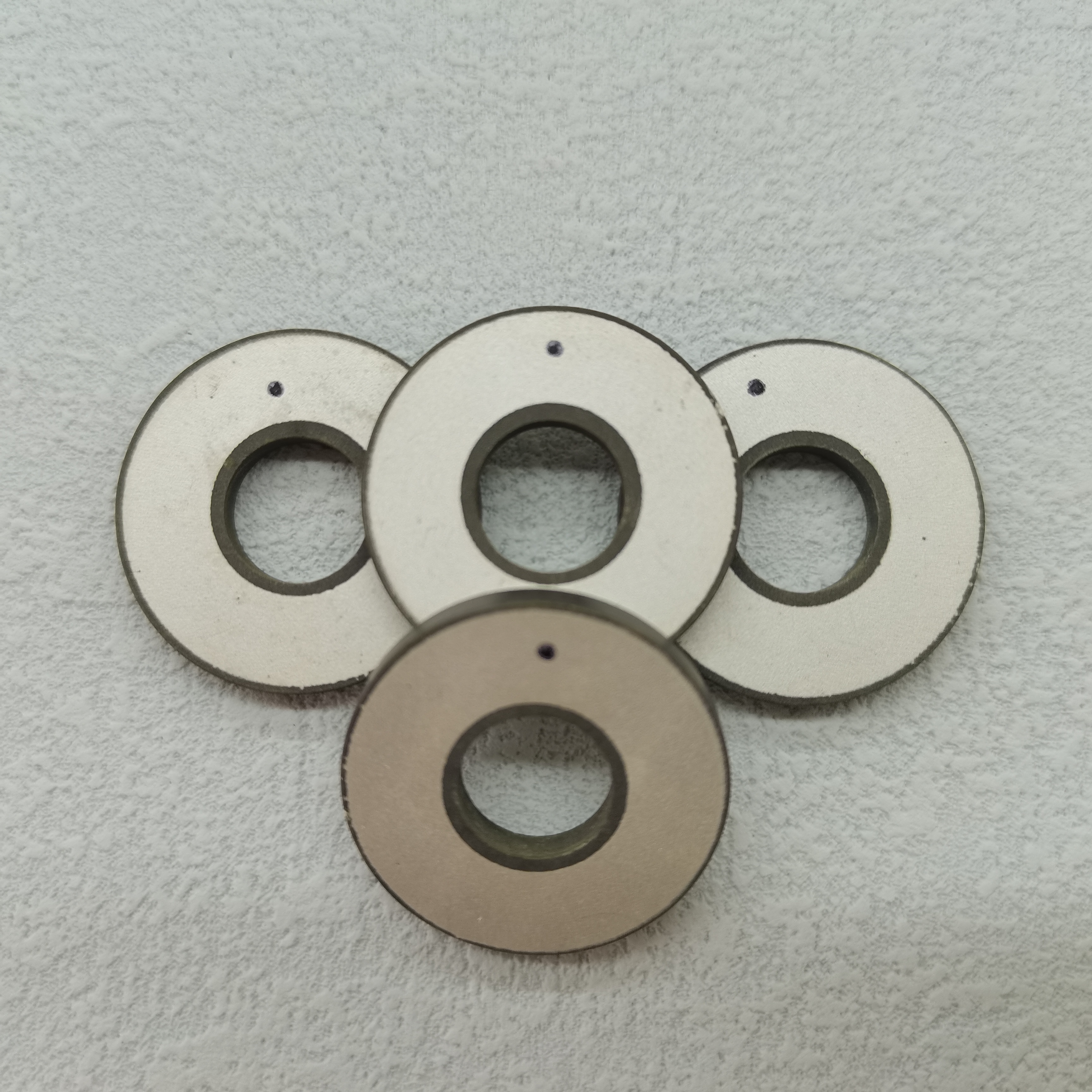 Anillo PZT PZT5A Material Piezoeléctrico Elementos de anillo de cerámica Fábrica china